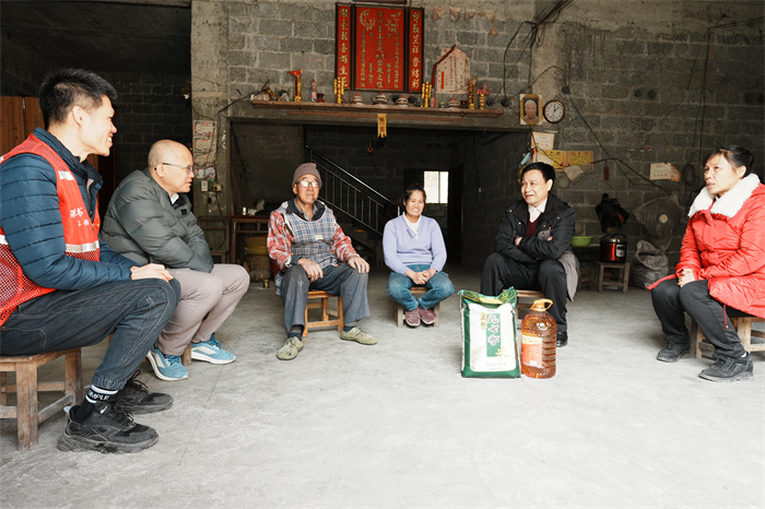 百家乐投注
党委书记韦锦斌带队赴马山县里当瑶族乡龙琴村开展新春慰问走访活动 第 5 张