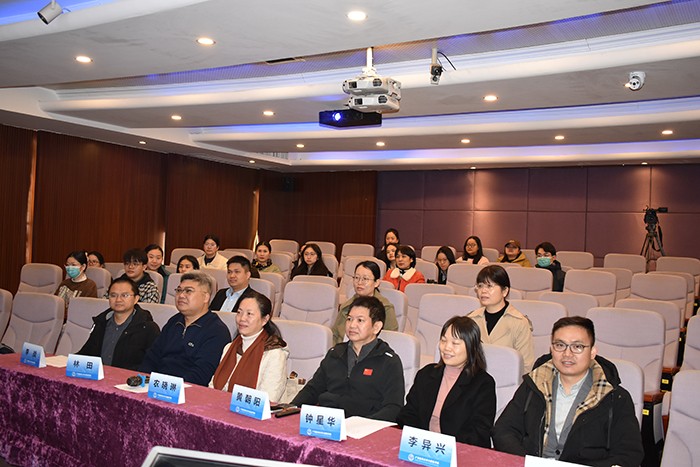 口腔全科新技术联合应用学习班在百家乐投注
成功举办 第 1 张